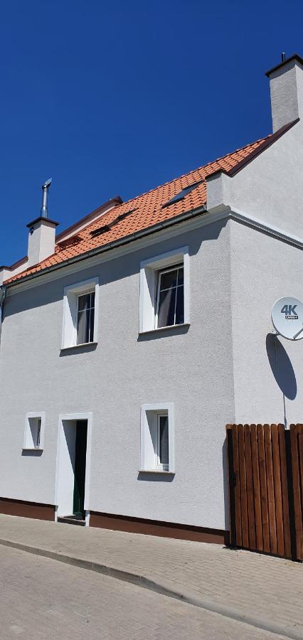 Villa Dom W Miescie Reszel Exterior foto